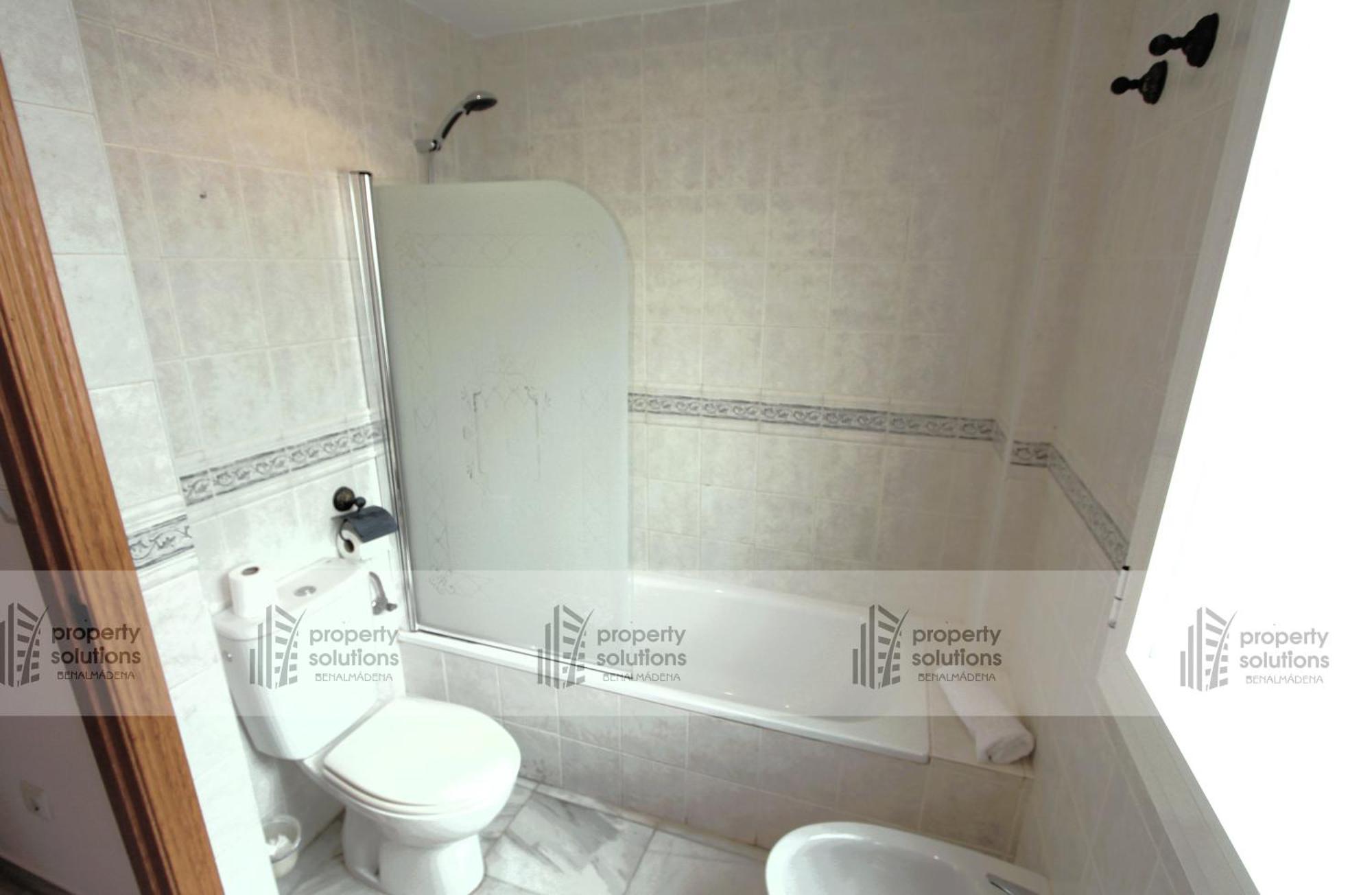 Lomas De Mena, 21 - Atico Con Vistas Al Mar - Piscina Y Barbacoa - Parking Gratis - Excelente Conexion Wifi Apartment Benalmadena Ngoại thất bức ảnh